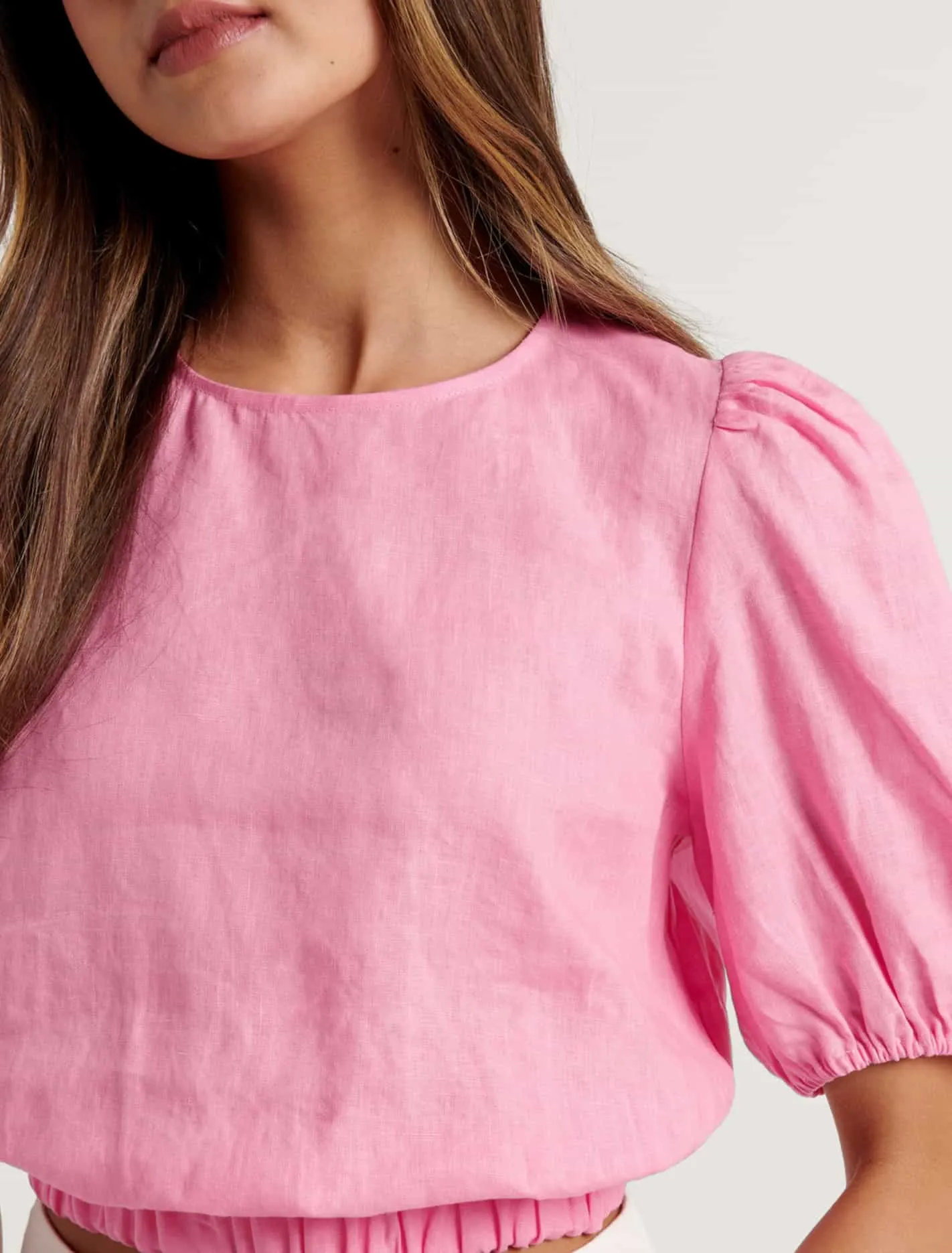 Lucy Linen Puff Sleeve Top