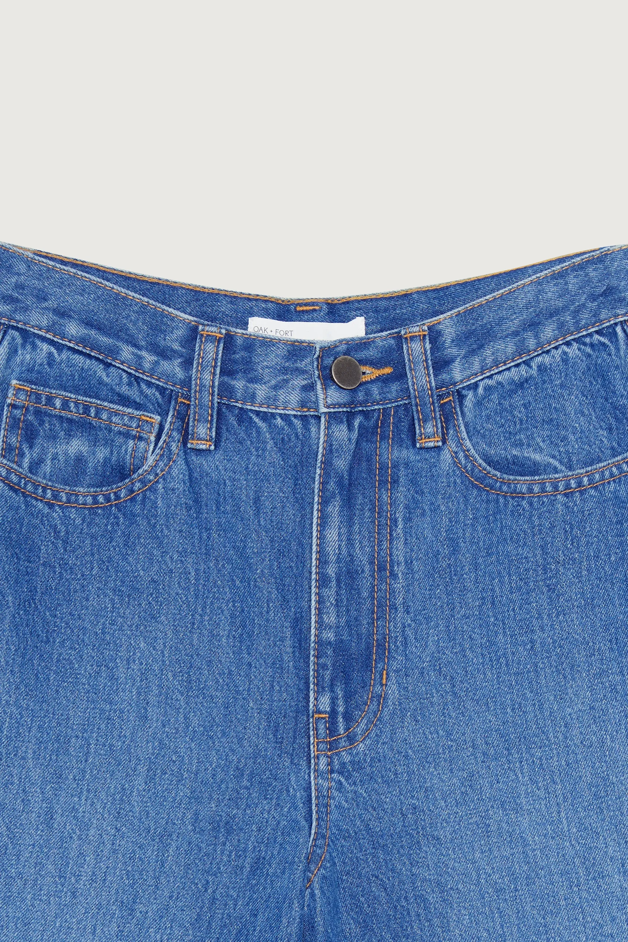 SPLIT HEM JEANS