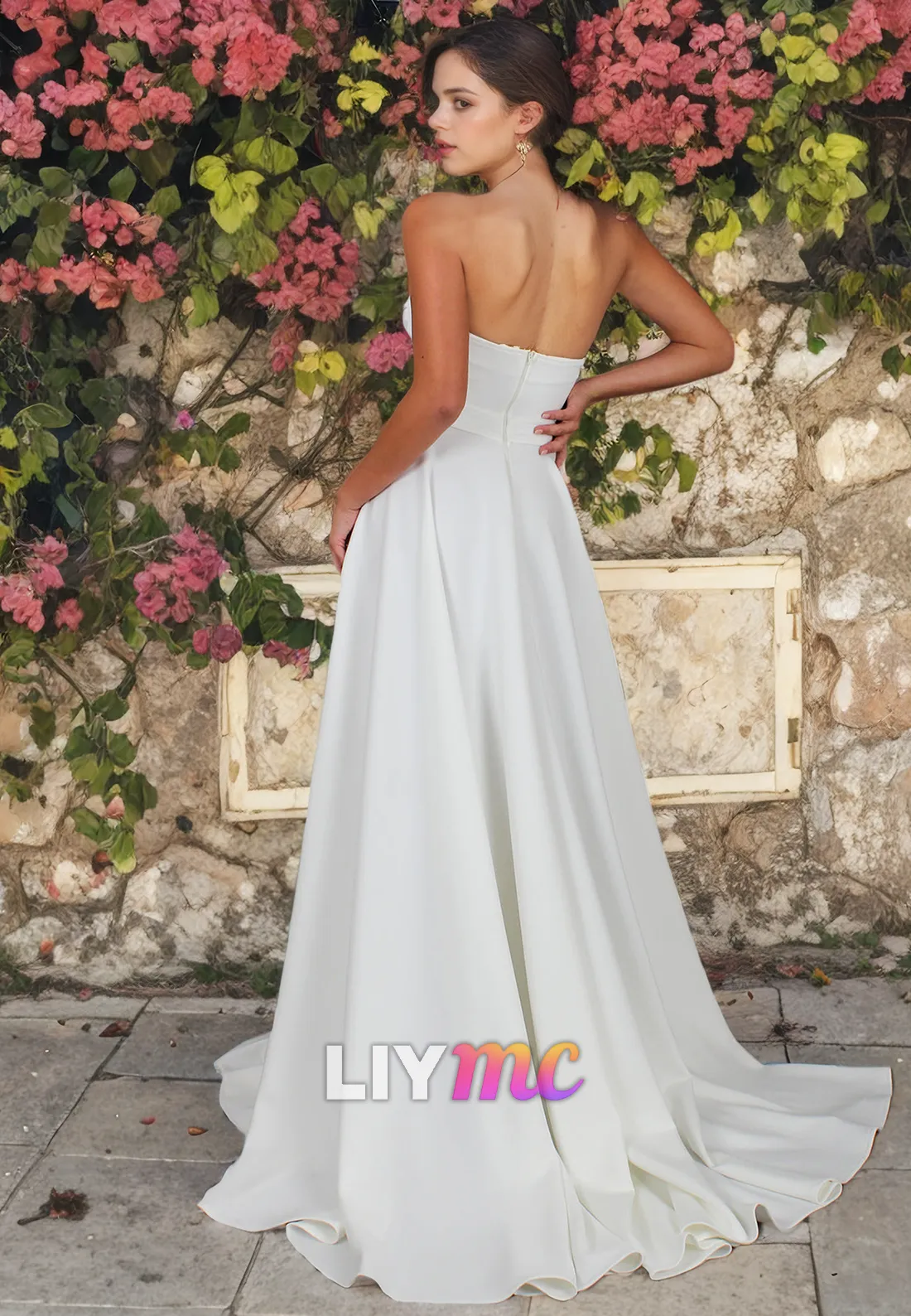 Sweetheart Sleeveless Pleated A-Line Beach Wedding Dress